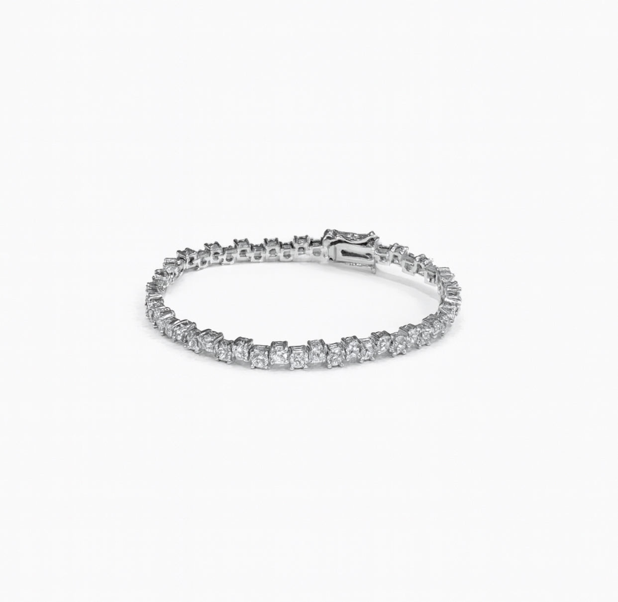 Silver Serenity Armband