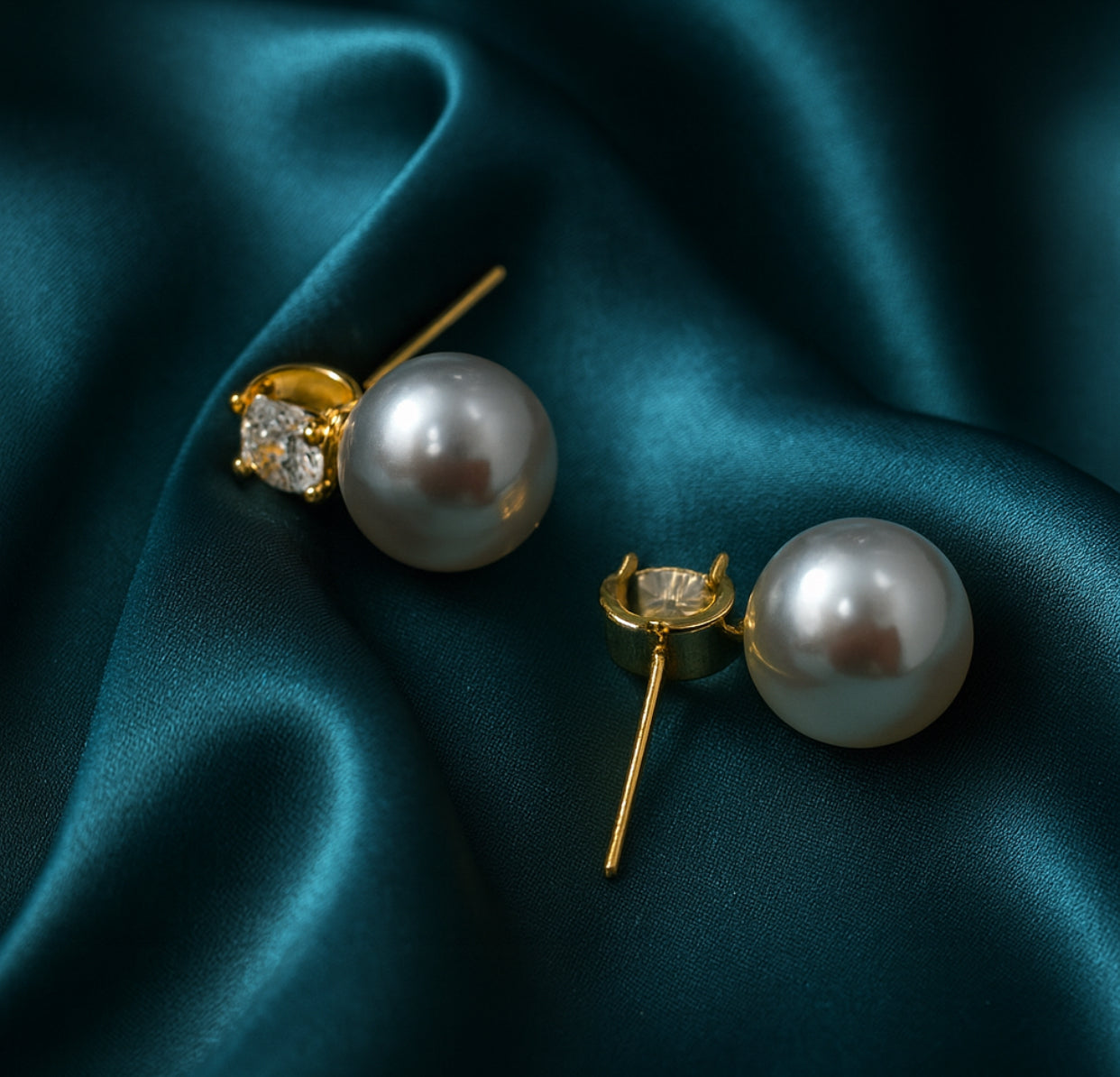 Midnight Pearl studs