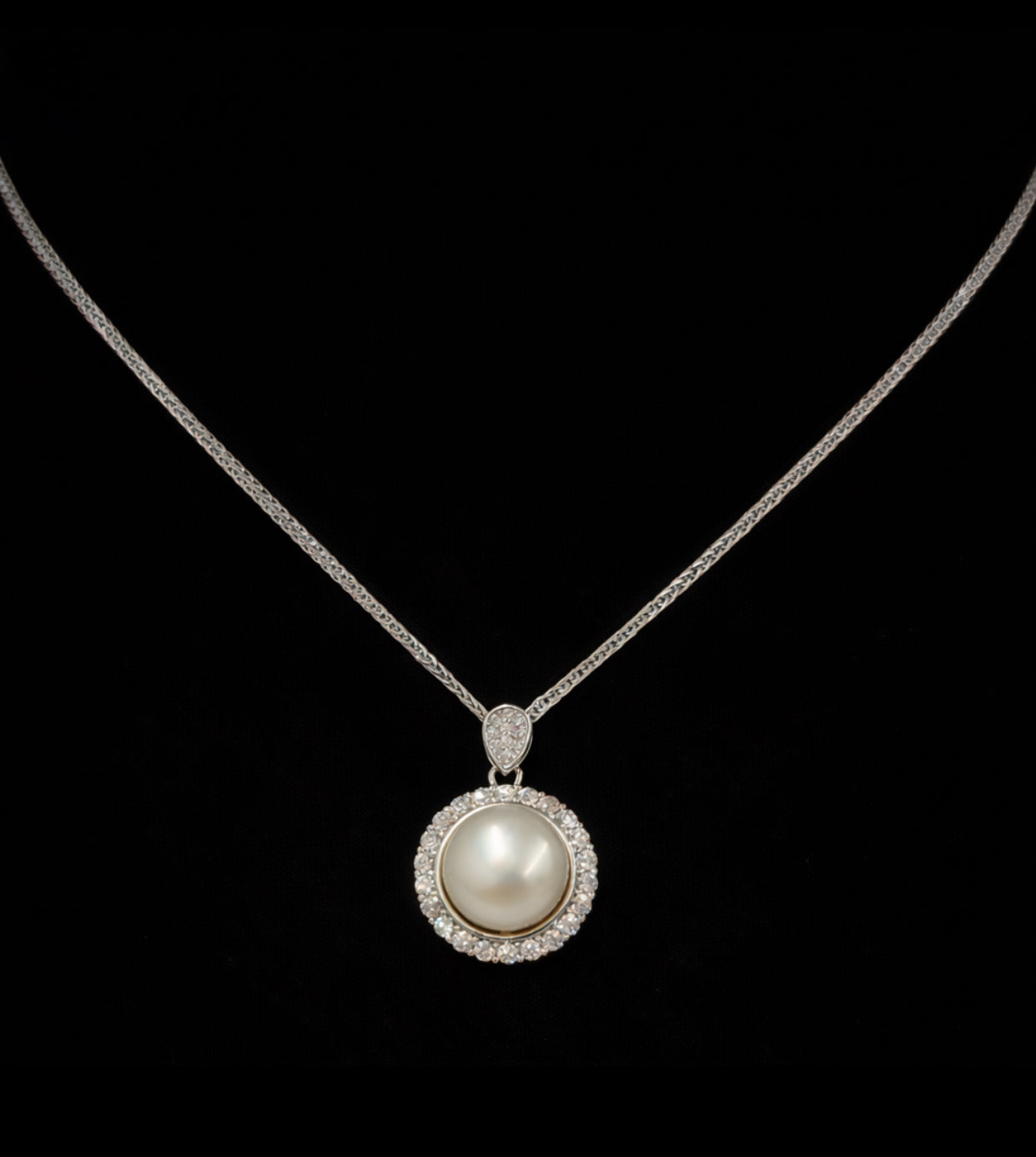 Pärlglans-halsband