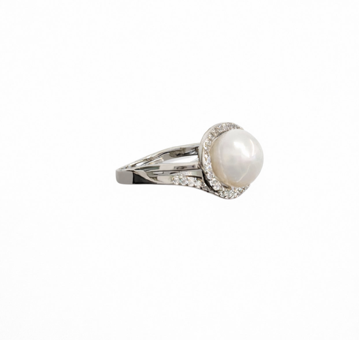 Eternal Pearl Ring