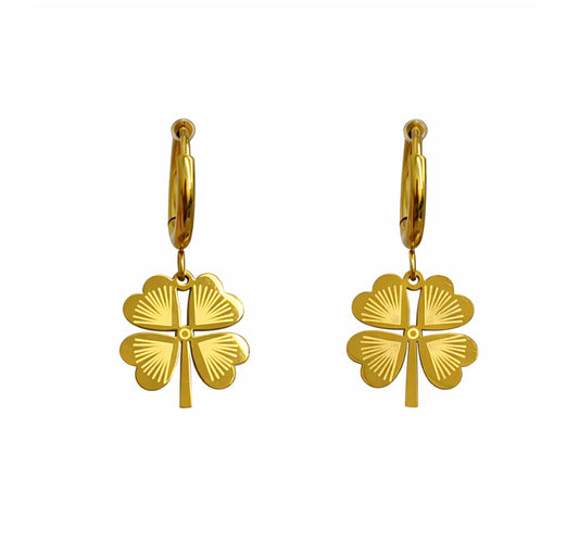 Golden Clover Earrings – En lyxig touch för din stil
